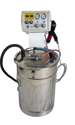 Machine de revêtement en poudre de conception scientifique pour les ateliers de matériaux de construction et la pulvérisation automatique