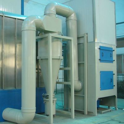 Équipement professionnel de revêtement en poudre pour la finition de la surface des panneaux métalliques sur mesure